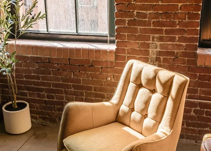 Luxury Industrial 2 Bedroom 2 Full Bath Strip District & Riverwalk Apartment